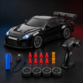 Schwarzer RC Drift Car GT-R Black Edition mit Fernsteuerung und Zubehör